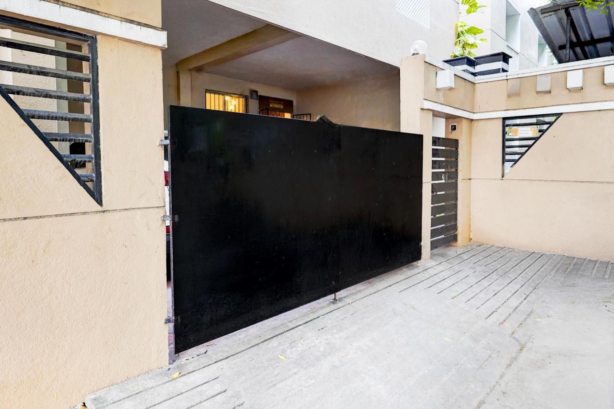 Super O Chrompet Near Rela Hospital * Chennai